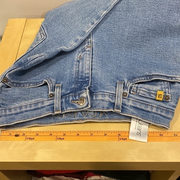 YOGA Jeans • Malia relaxed slim jean - Picture 12 of 15